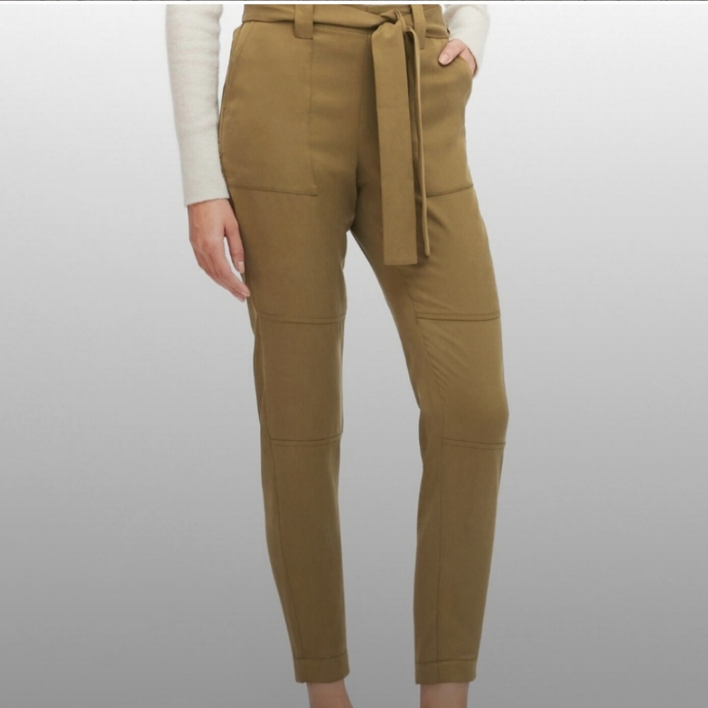 Banana Republic Teaneck jogger pants xs, spot shown